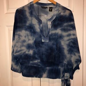 Navy and white flowy top